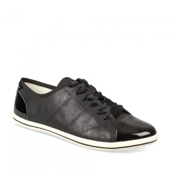 Baskets NOIR MERRY SCOTT