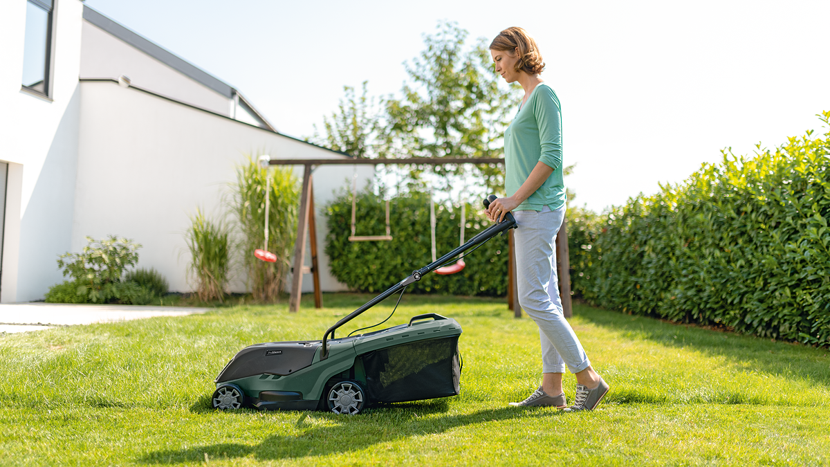 Bosch - UniversalRotak 36-550 Græsslåmaskine(Batteri & Oplader inkluderet)