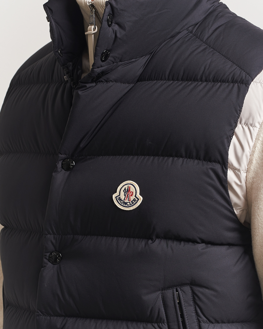 Moncler Tibb Matte Down Vest Black