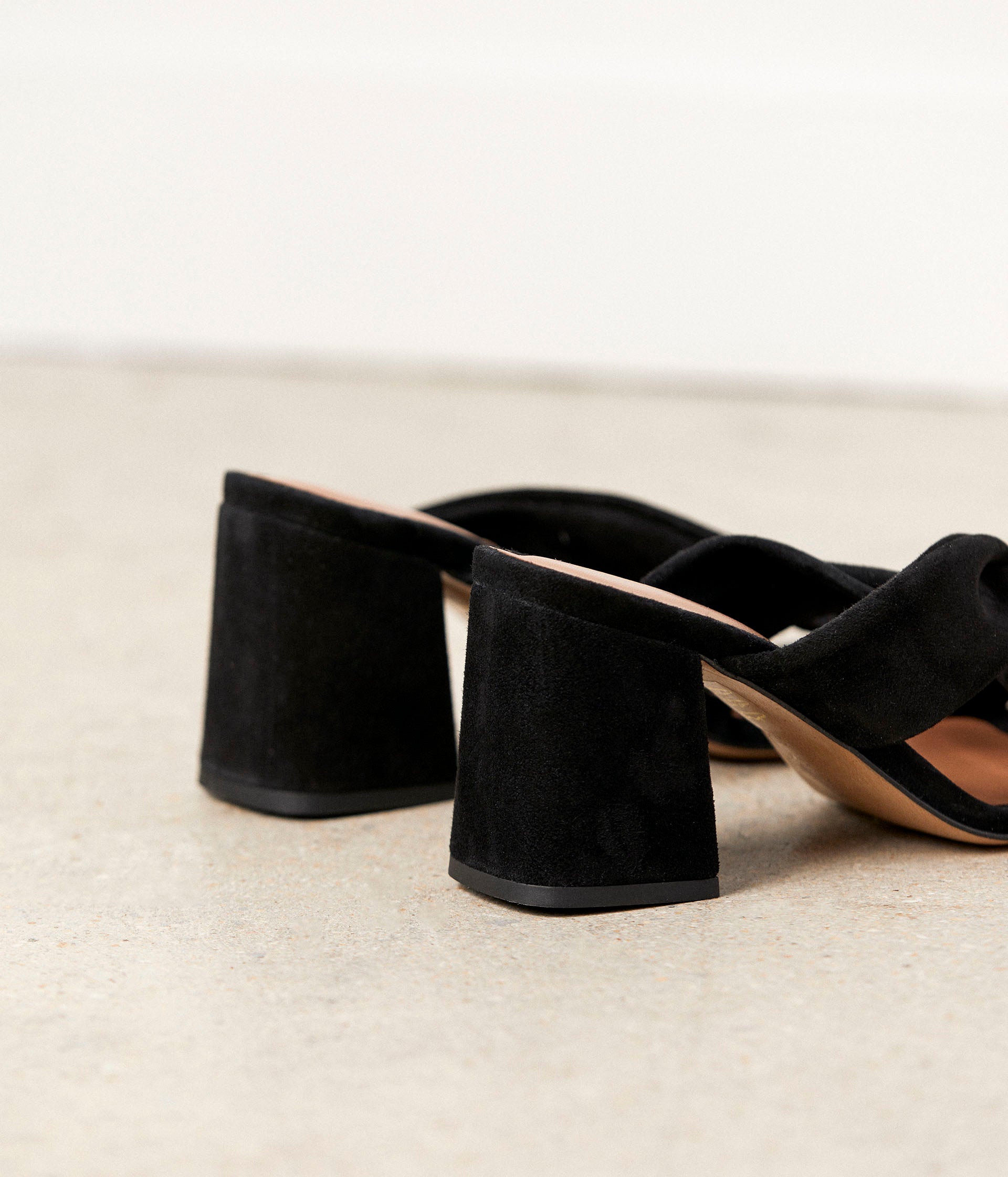 Mules noires Marcia
