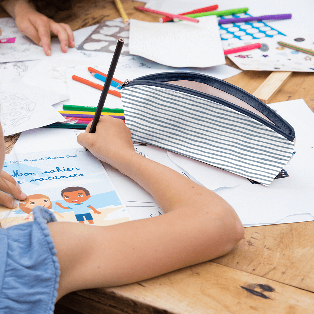 Trousse Scolaire Rayé Bleu Blanc