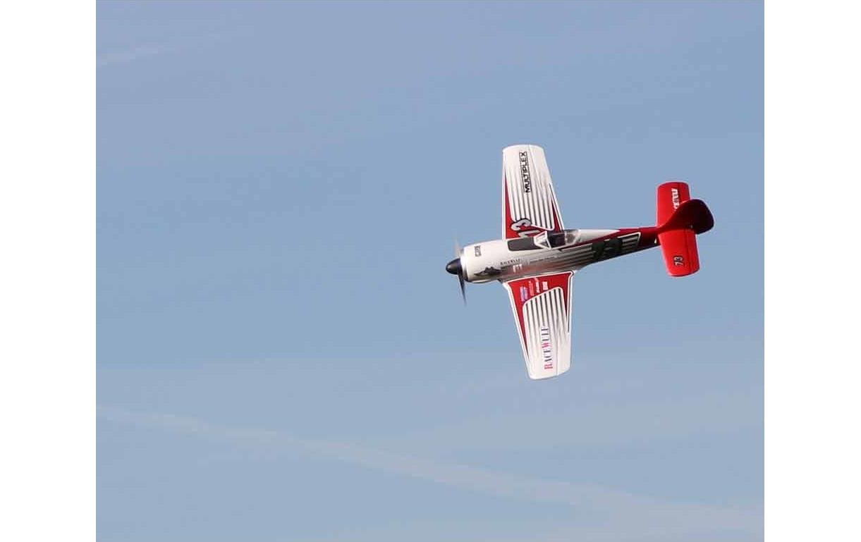 Warbird RaceWulf RR 950 mm PNP<br>Focke Wulf FW 190 nachempfundenes Rennflugzeug mit Brushless Antrieb