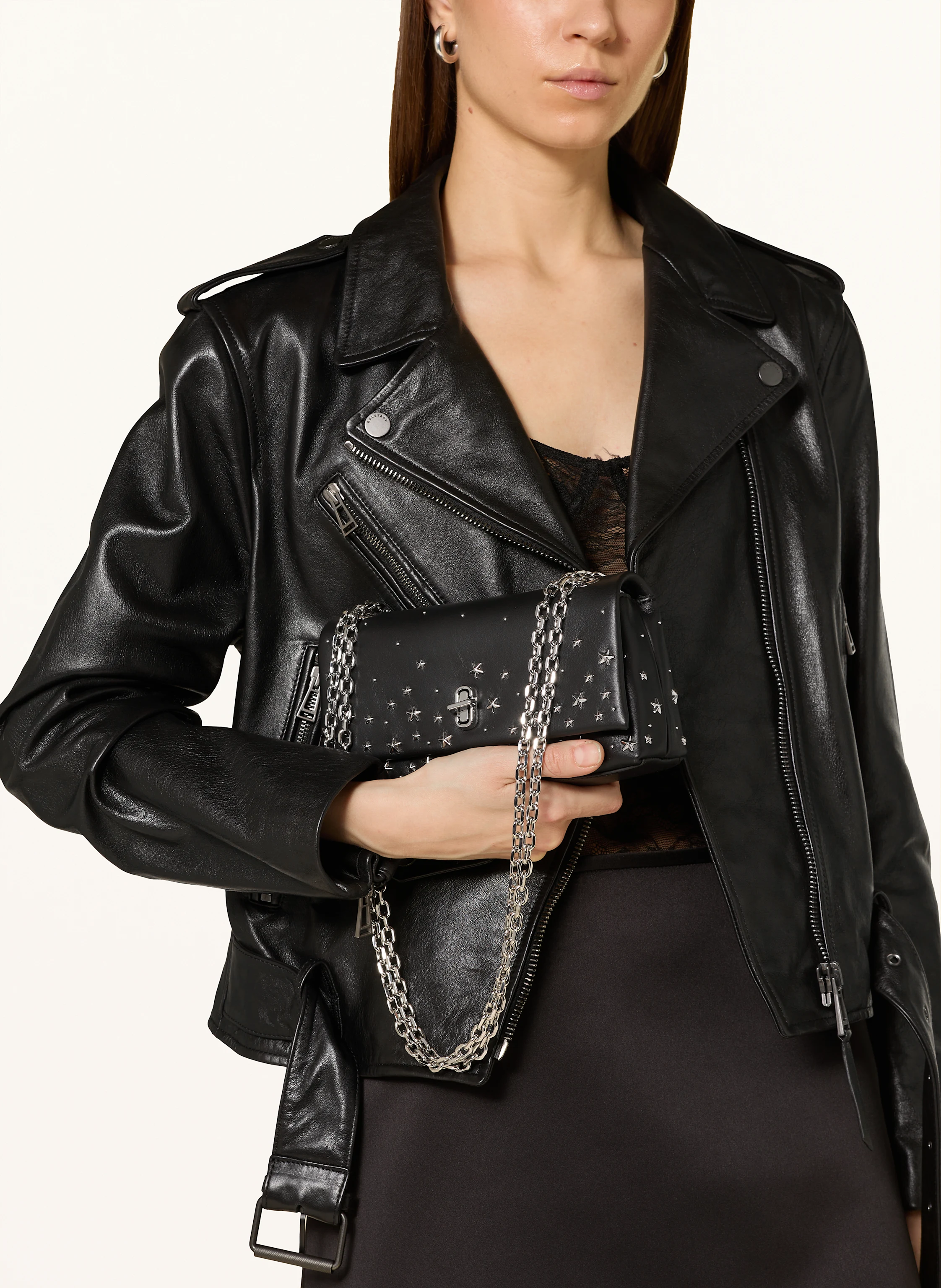 MARC JACOBS Umhängetasche THE STAR STUDDED DUAL CHAIN WALLET mit Nieten