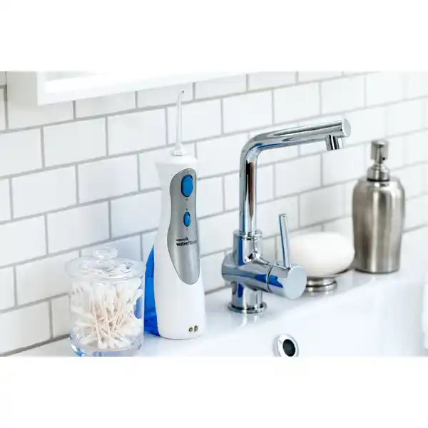 Munddusche Cordless Plus WP 450 white