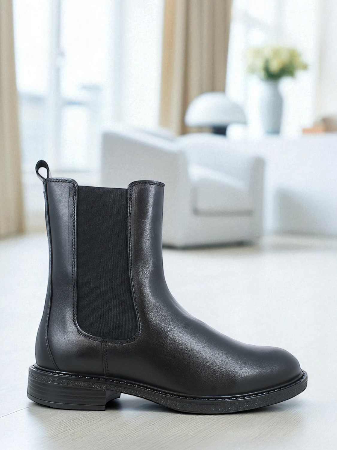 Emma Chelsea Black Leather