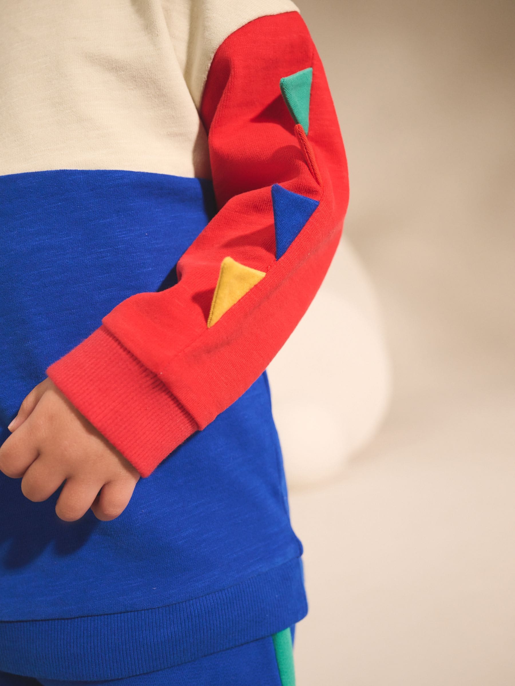 Multi Dinostekels - Set van zacht T-shirt met lange mouwen en joggingbroek (3mnd-7jr)