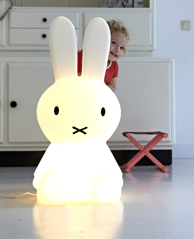 Mr Maria Nijntje lamp 80 cm wit