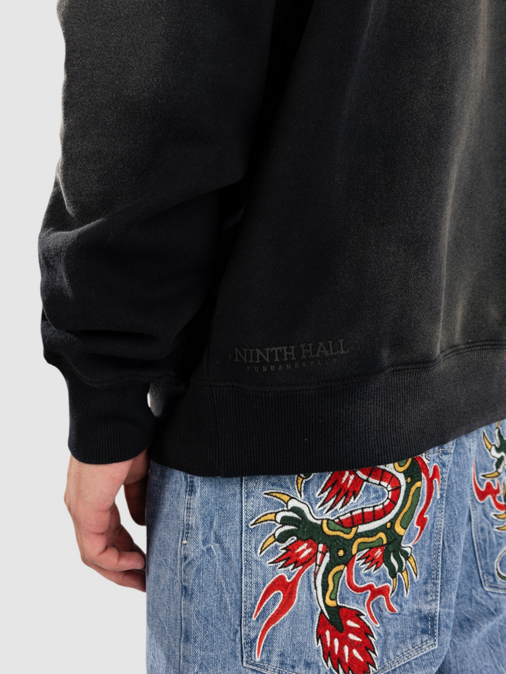 Ninth Hall Spray Zip Hoodie black