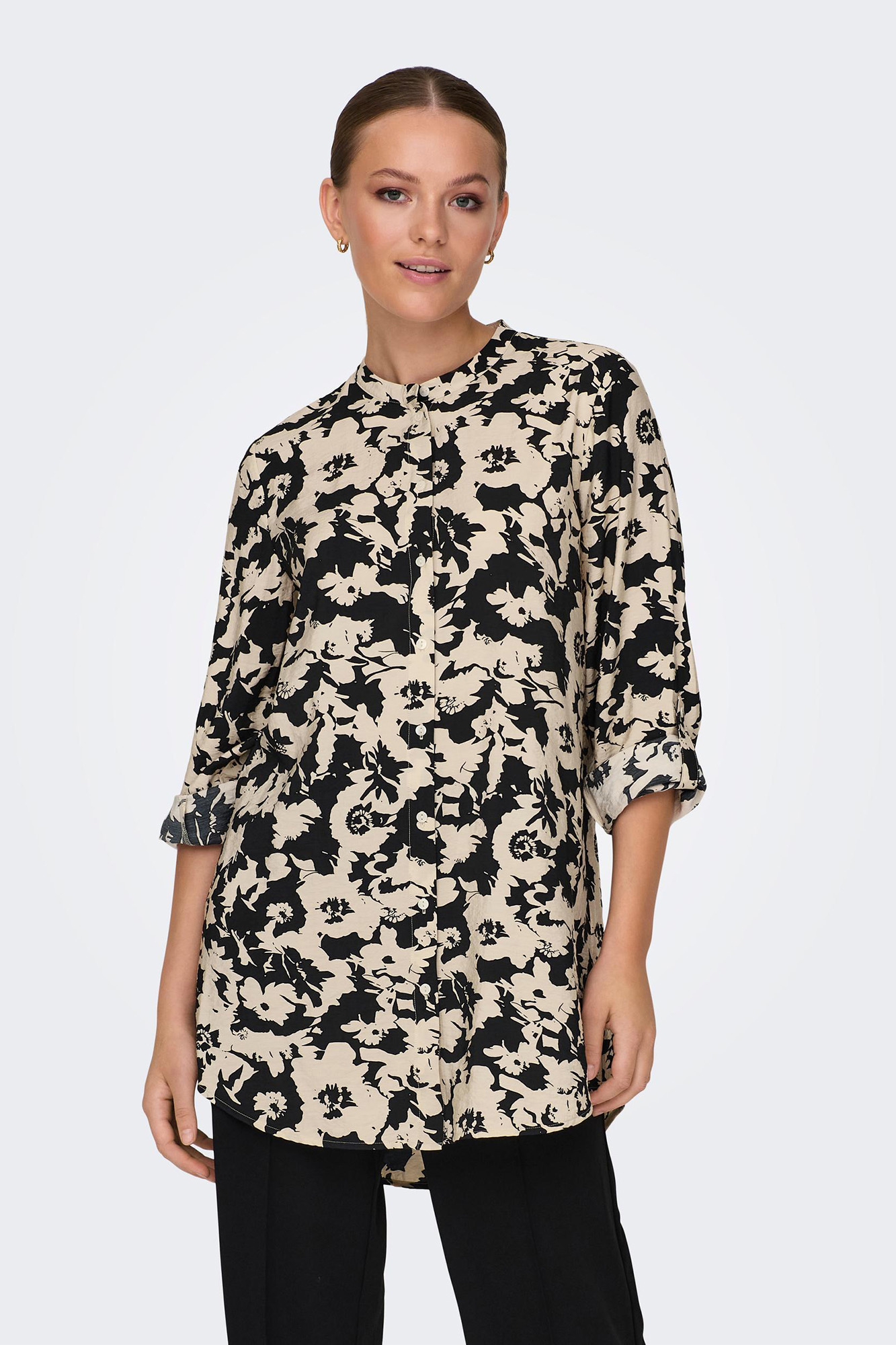 Camisa comprida com gola mandarim