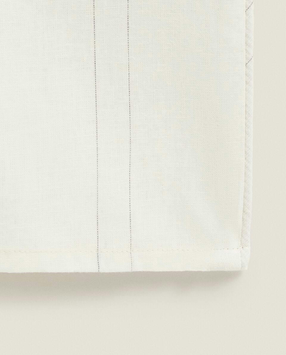 CAPA PROTETORA PARA ROUPAS LISTRADAS (PACOTE COM 2)