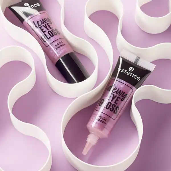 dewy Eye Gloss liquid shadow 02 Galaxy Gleam