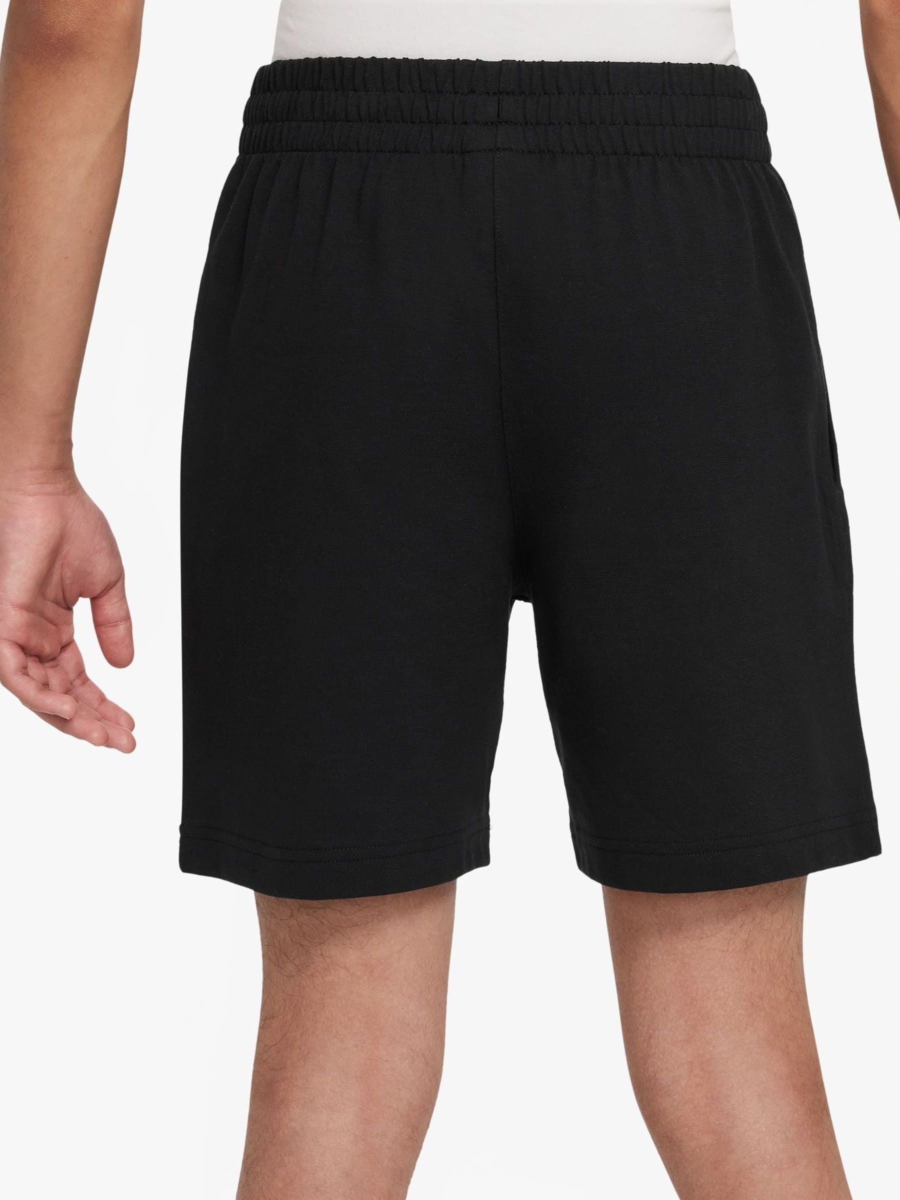 Zwart - Nike Sportswear Club-shorts