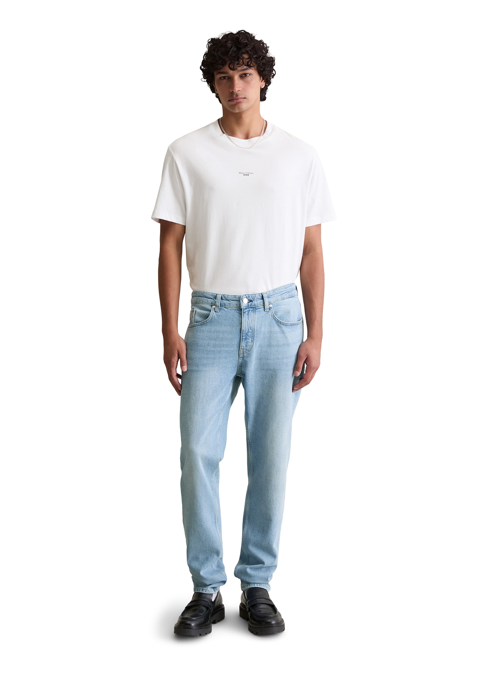 Marc O'Polo DENIM Tapered-fit-Jeans mit dezenter Waschung