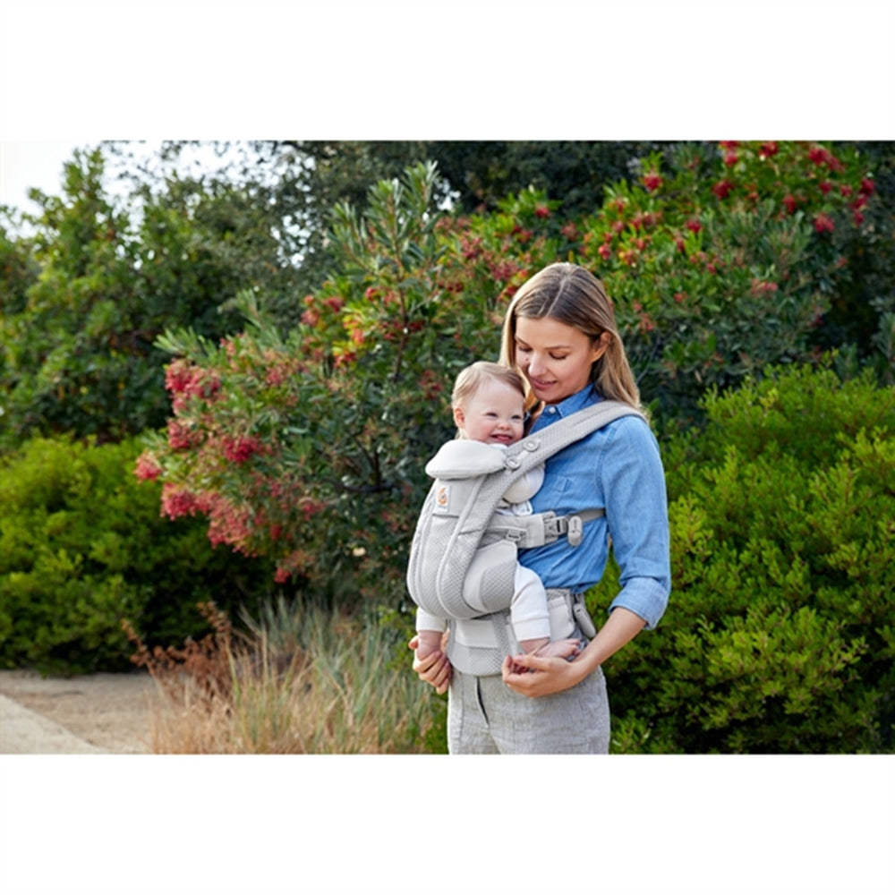 Omni Breeze Pearl Grey - Ergobaby → Luksusbaby.dk