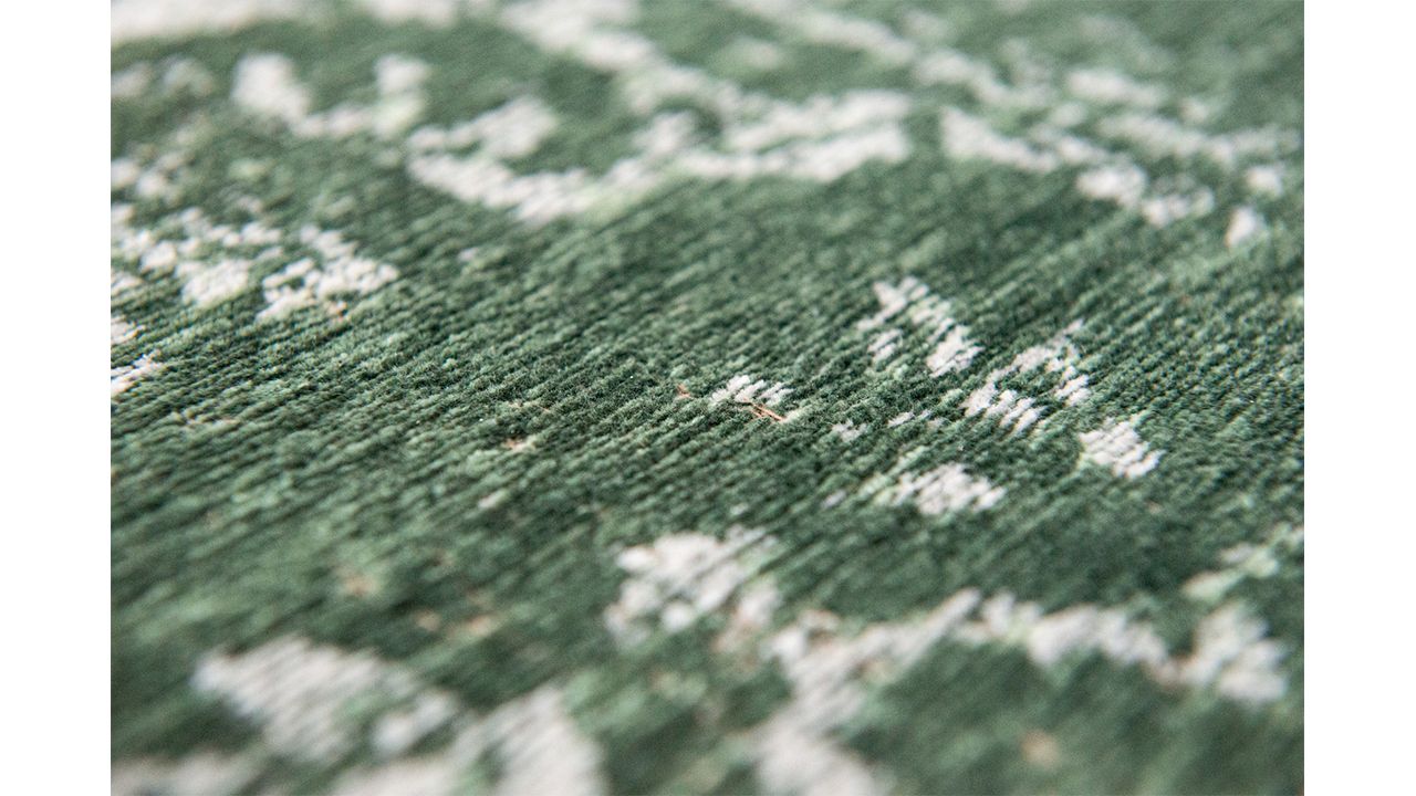 Vloerkleed Majestic Forest 9146 Fading World Medallion  | Louis de Poortere
