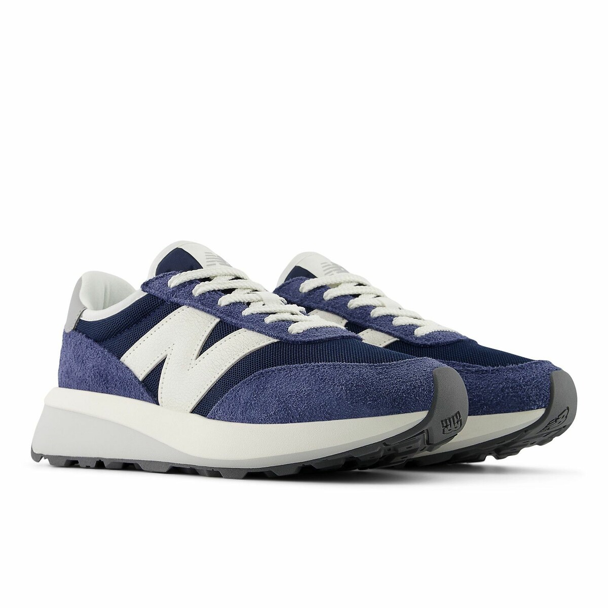 Tênis NEW BALANCE U370