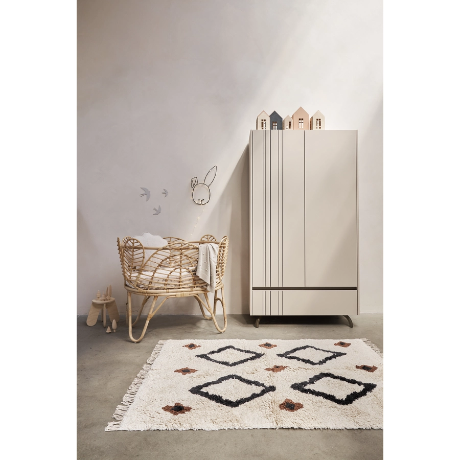 Tapis Petit Kinderteppich Jet black cream 160 x 120 cm