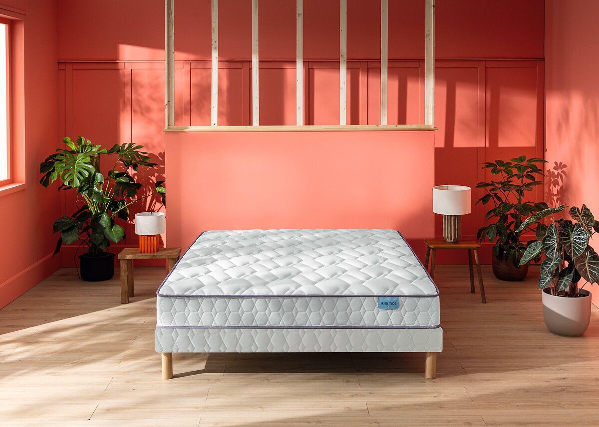 MERINOS<br>Conjunto de colchão de molas e estrado de ripas, Rotina Matinal