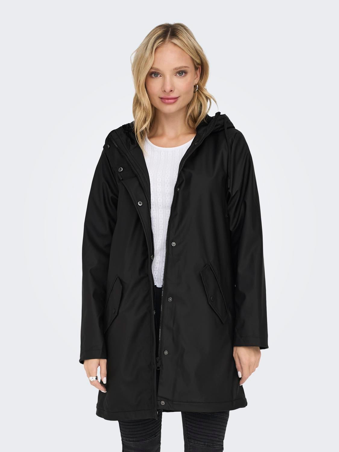 ONLSALLY Regenmantel Black