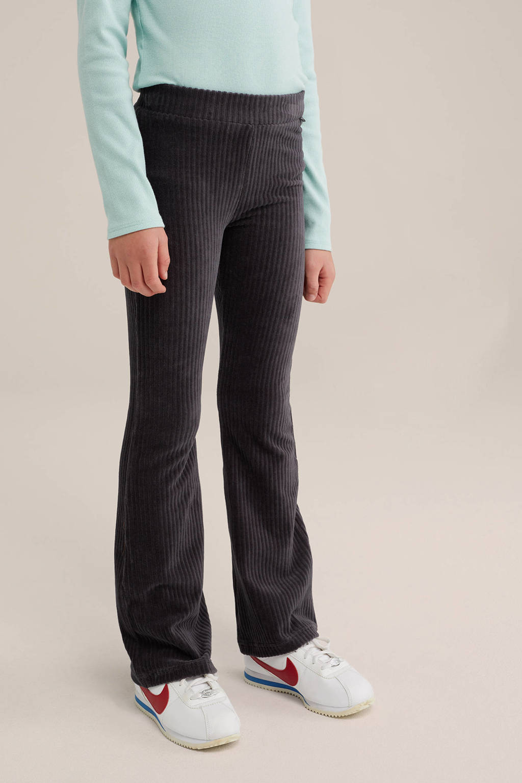 WE Fashion velours flared broek