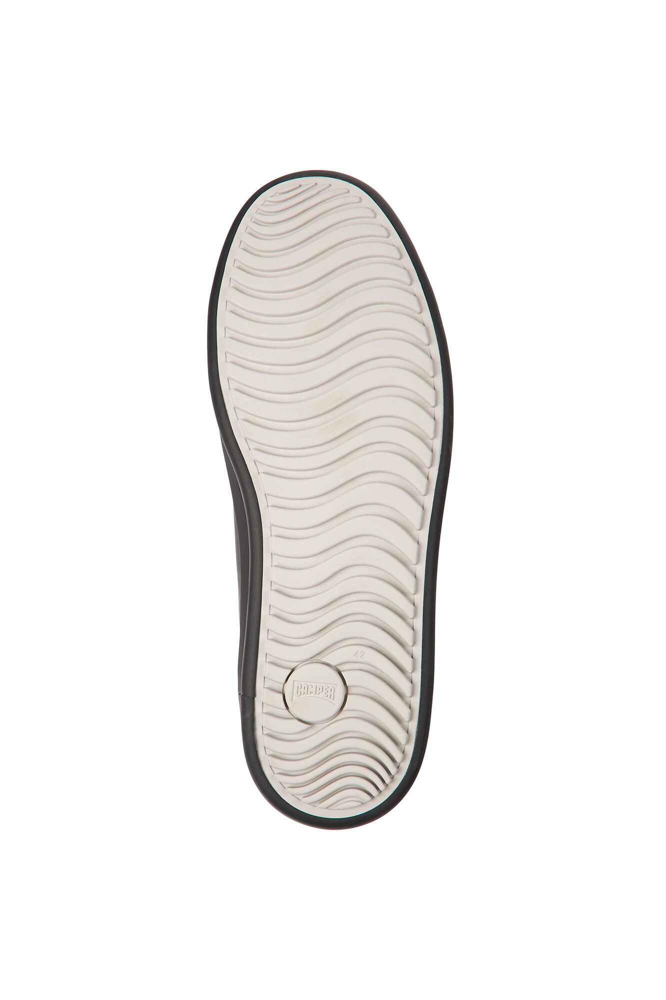 Bota masculina de estilo casual.