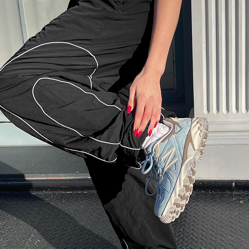 Honet - Lage, losse joggingbroek met wijde pijpen