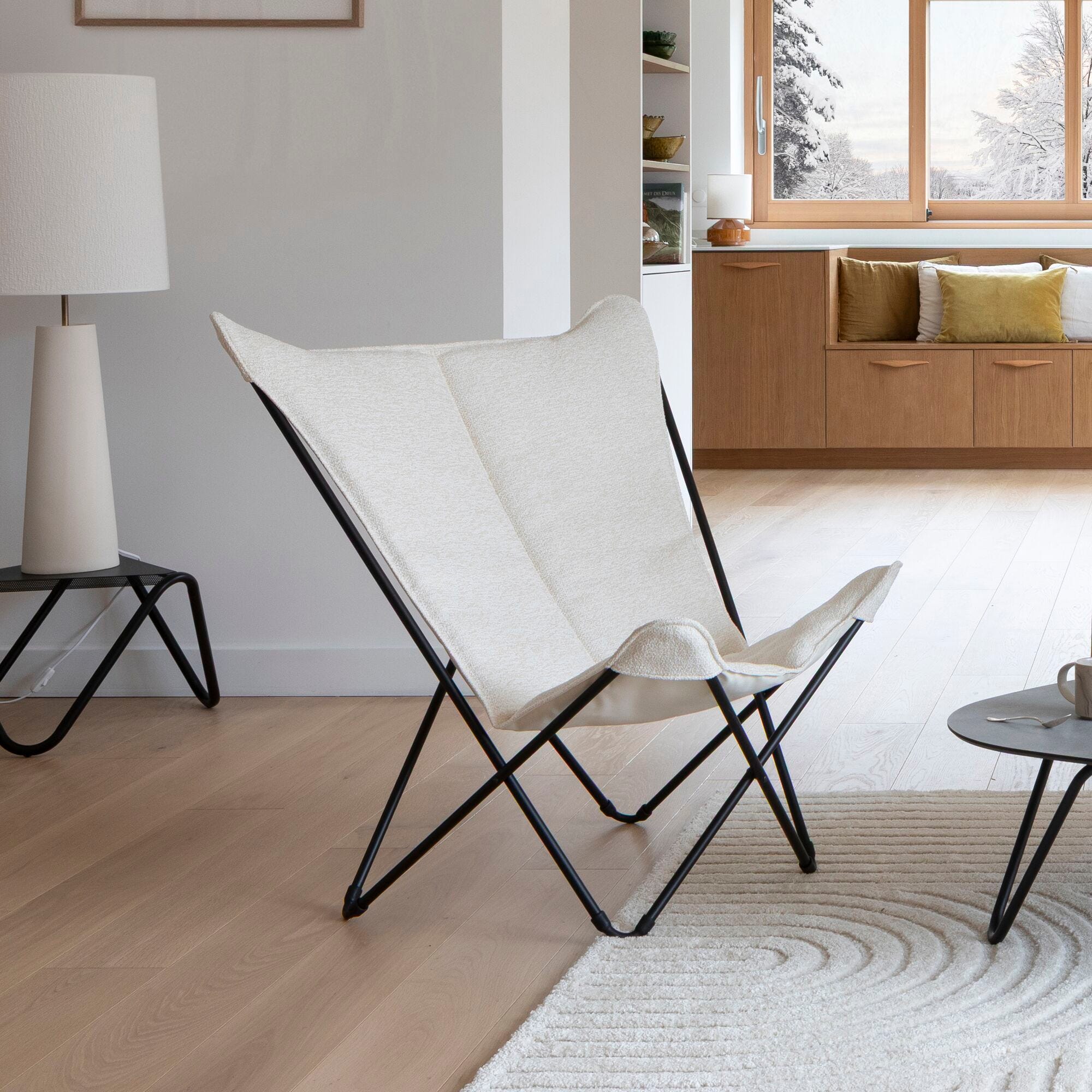 Gepolsterter Breiter Butterfly Chair Sphinx Niksen Creme