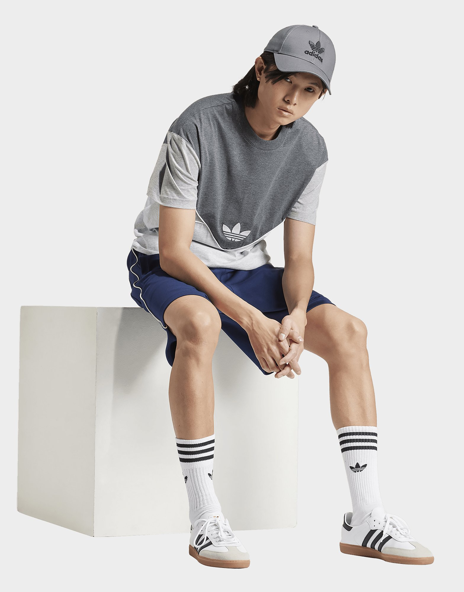 adidas T-shirt Adicolor Seasonal Archive