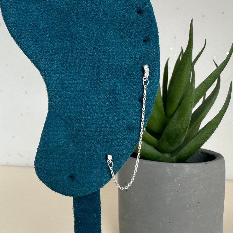 Boucle d'oreille chaîne 2 trous