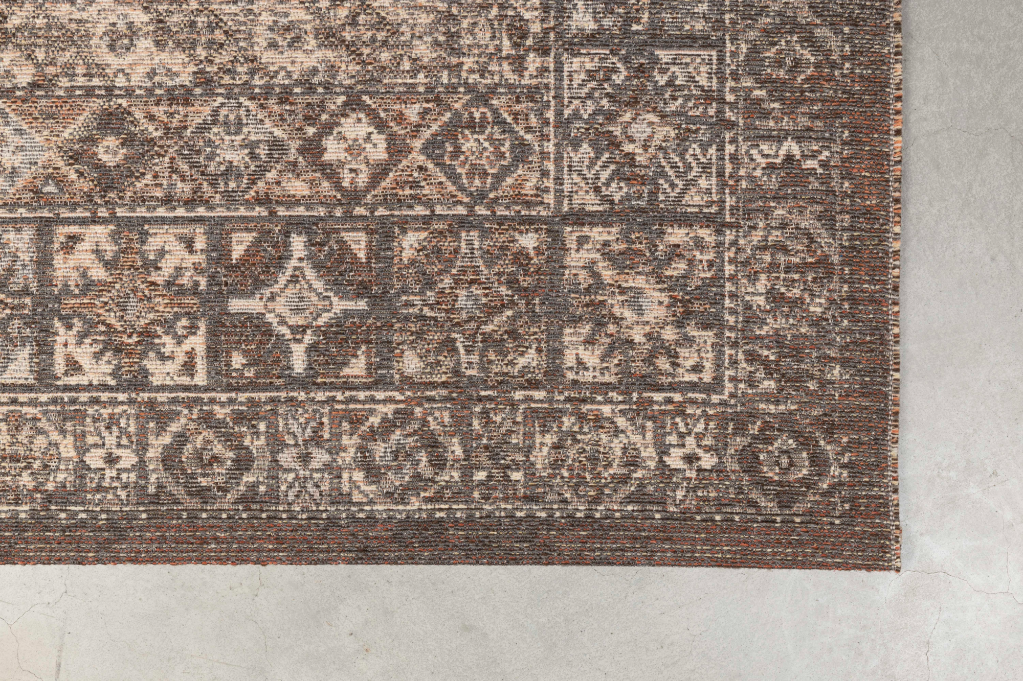 CARPET DEVON EARTHY BROWN M 170 X 240