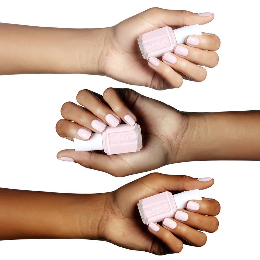 Essie Celebrating Moments #513 Sheer Luck 13,5ml