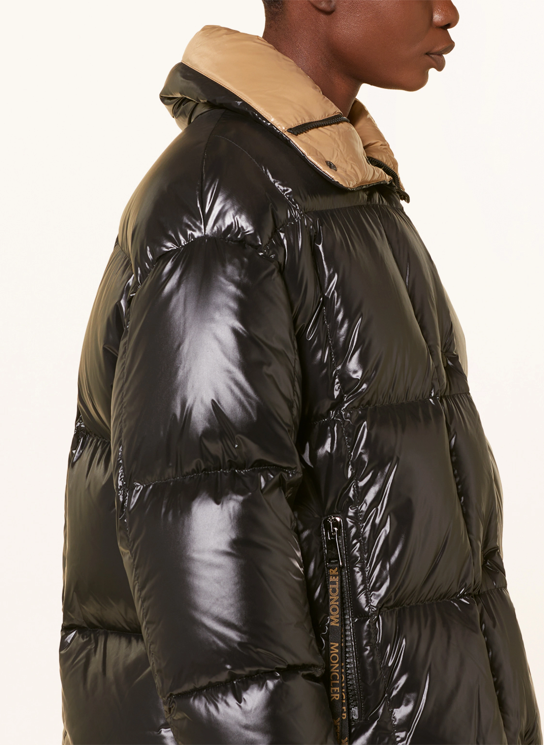 MONCLER Daunenjacke PARANA mit abnehmbarer Kapuze