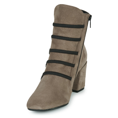 Otess -  - Beige