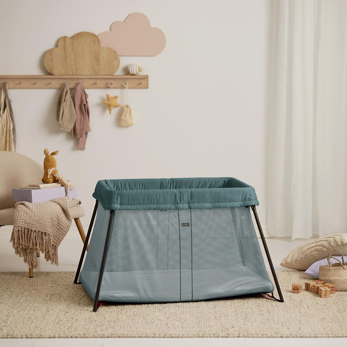 BABYBJORN<br>Reisbed light