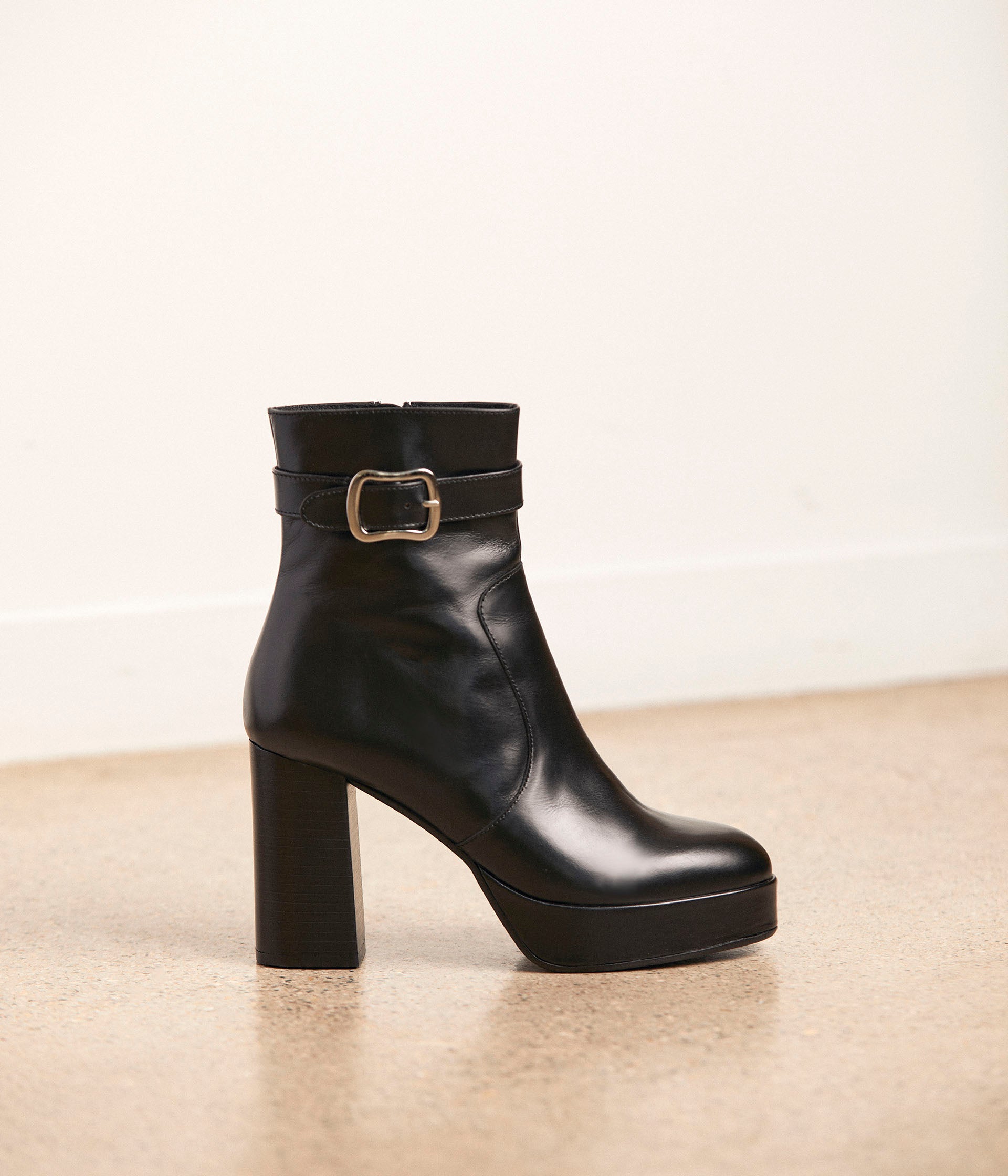 Boots noires talon Aventine