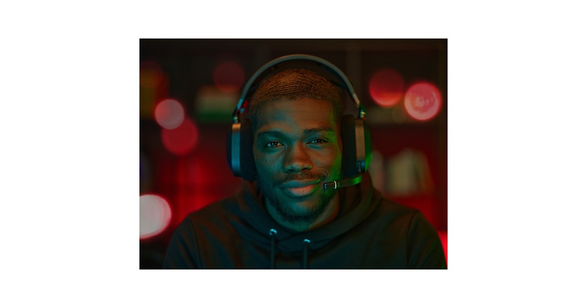 CorsairHS80 RGB WIRELESS over-ear gaming headset  (Zwart, Pc, PlayStation 4, PlayStation 5)