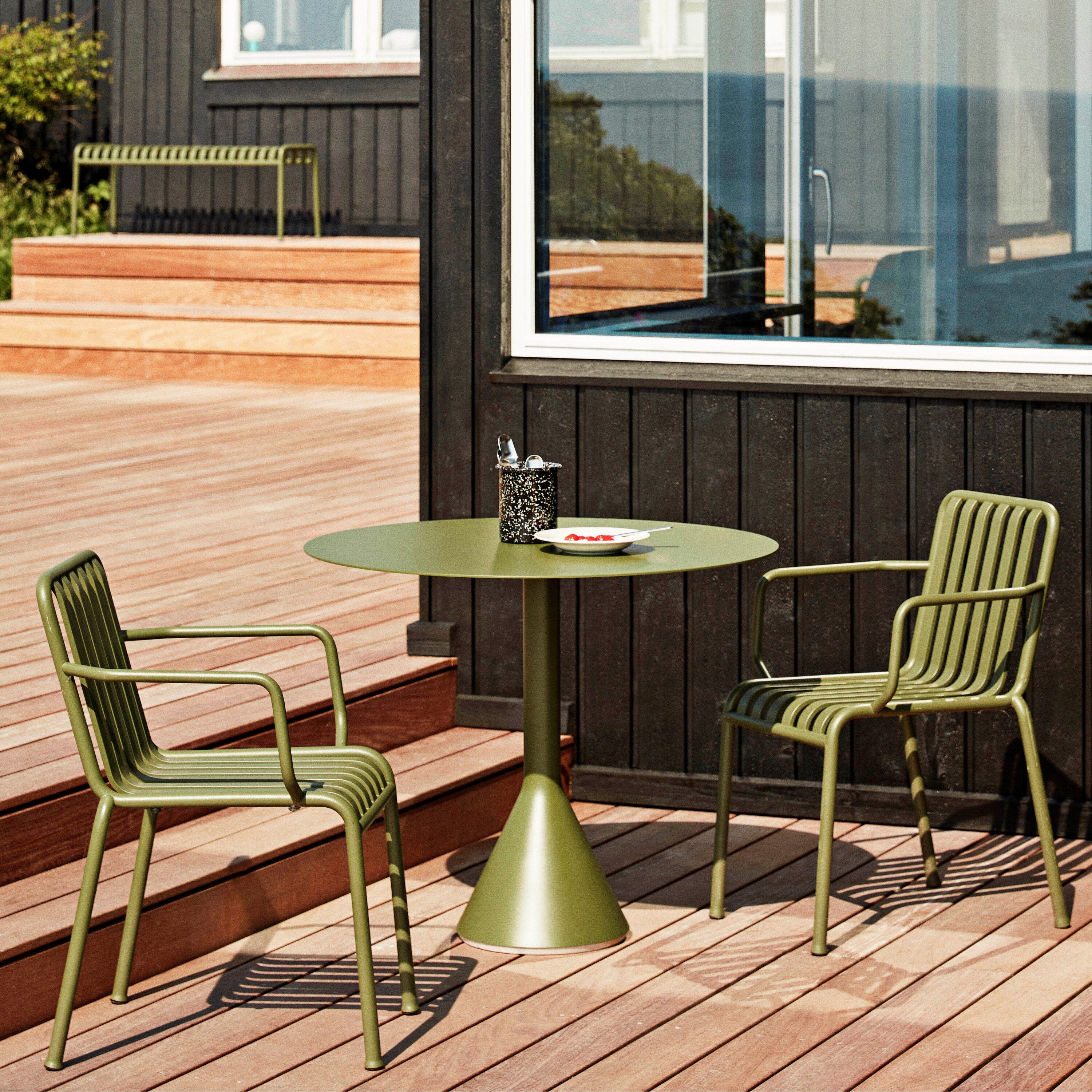 HAY Palissade Cone Tafel Ã 90 cm - Olijfgroen