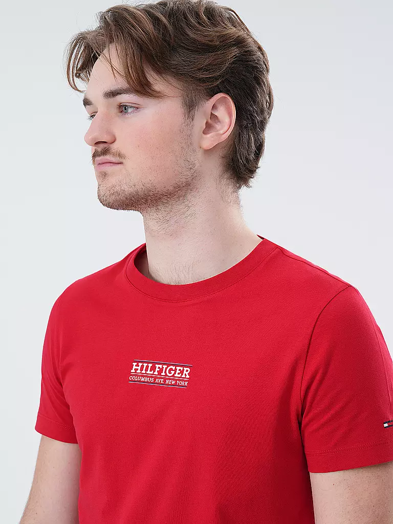 TOMMY HILFIGER T-Shirt Slim Fit rot