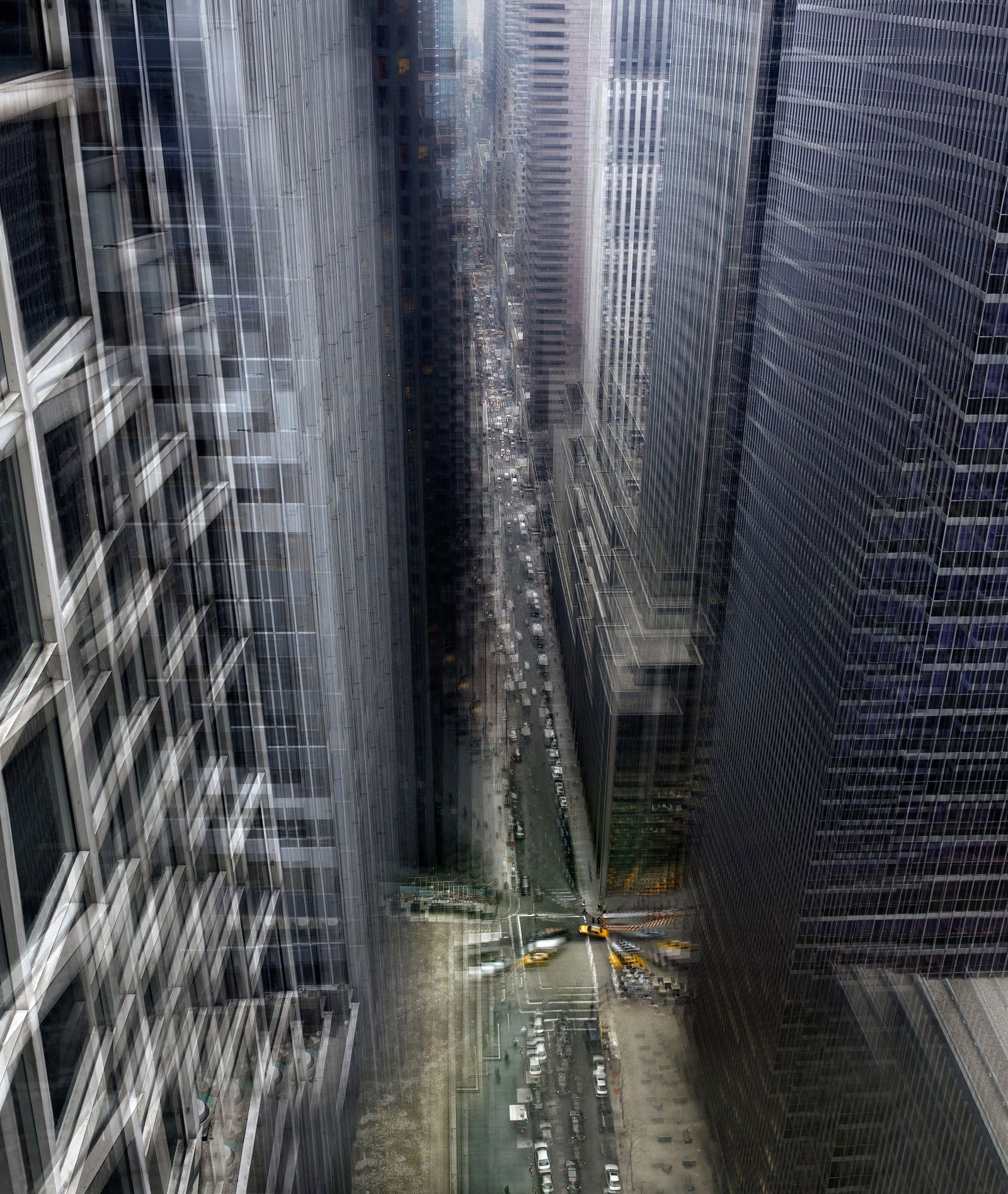 Taxi 2, NY by Alfonso Zubiaga - Limited Edition. Edition of: 100. Signed.