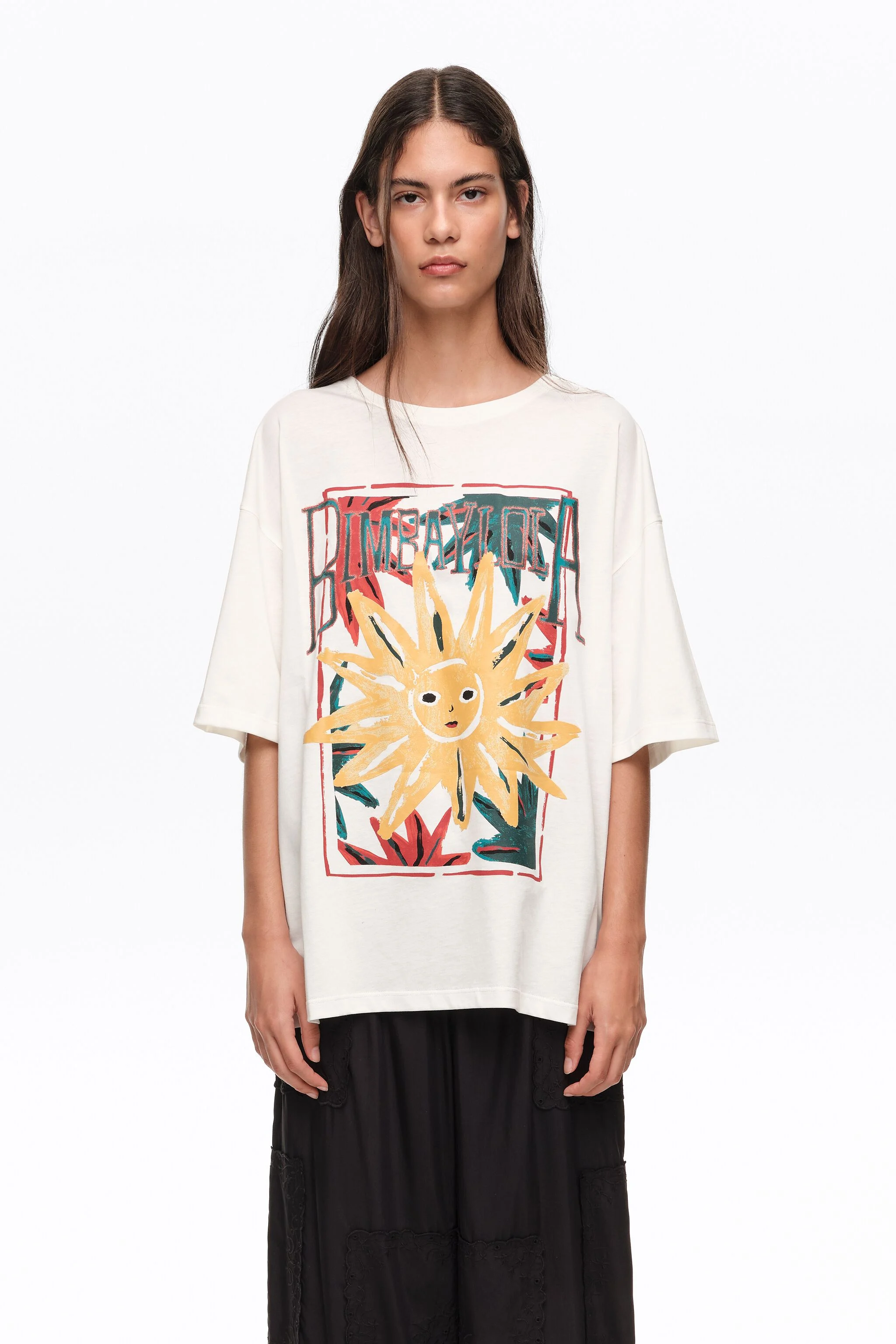 Camiseta com o logotipo da Ivory Sun