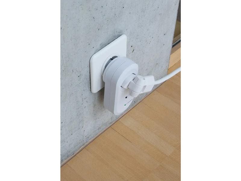 Max Hauri Funk-Zwischenstecker 3er Set mit Fernbedienung Remote Funkset mit 3x Zwischenstecker,1x Sender und 30 m Reichweite