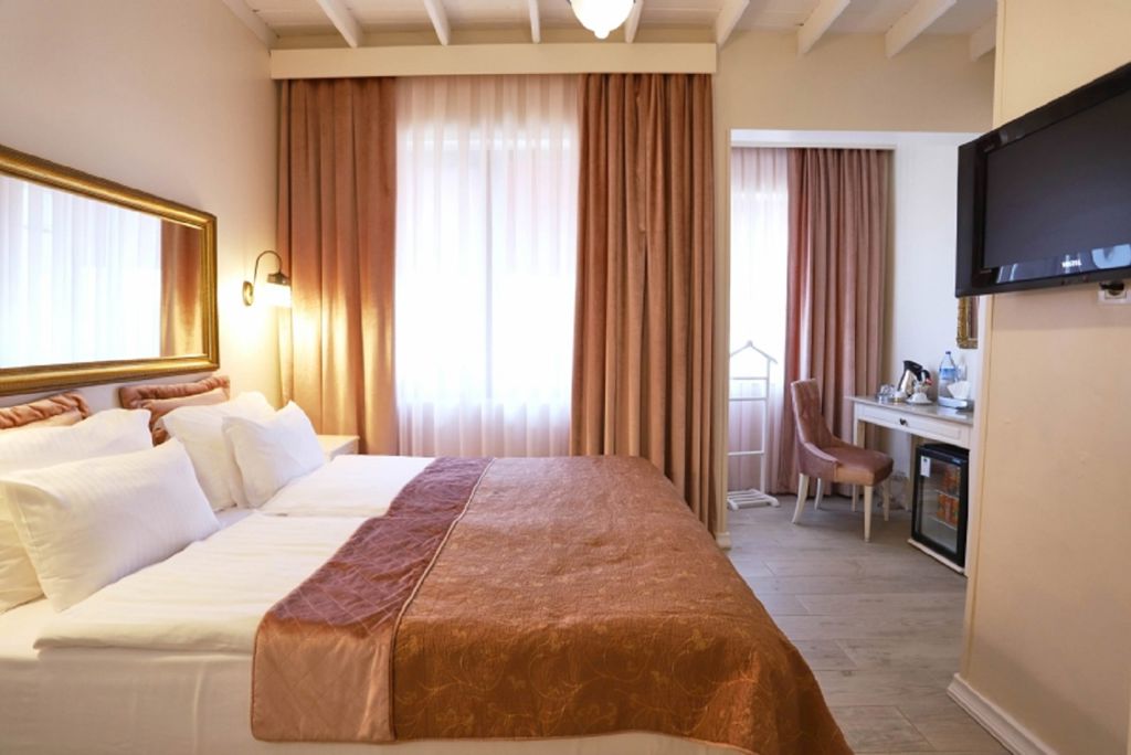 Celal Sultan Hotel Special category Logies en ontbijt - Hotel