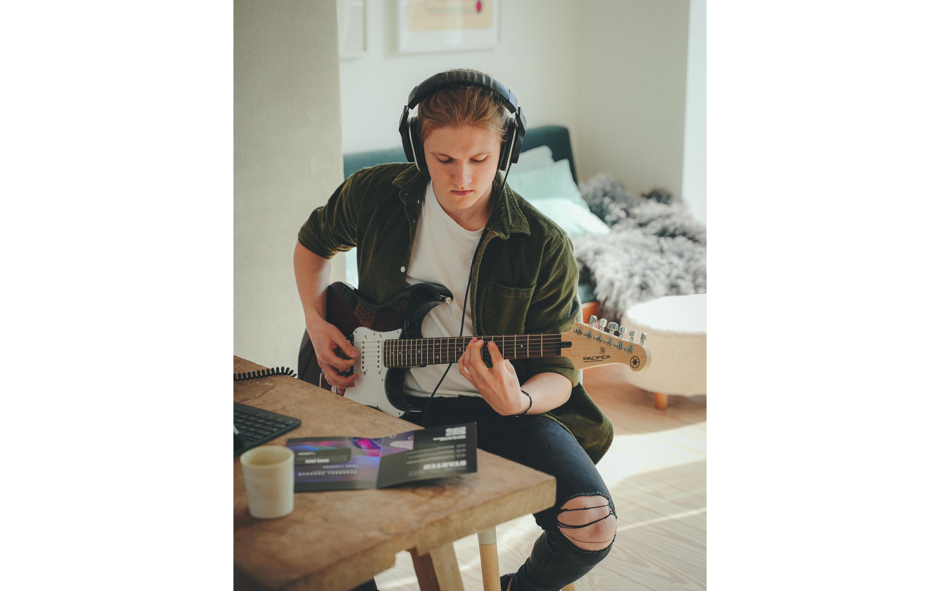 E-Gitarre PACIFICA 112 V – Schwarz<br>E-Gitarre für Anfänger