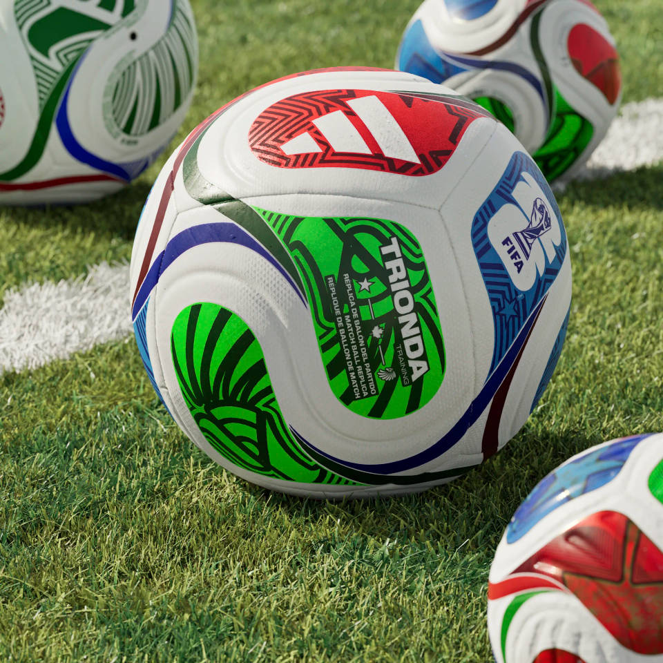 Adidas Trionda World Cup 2026 voetbal - 22 cm