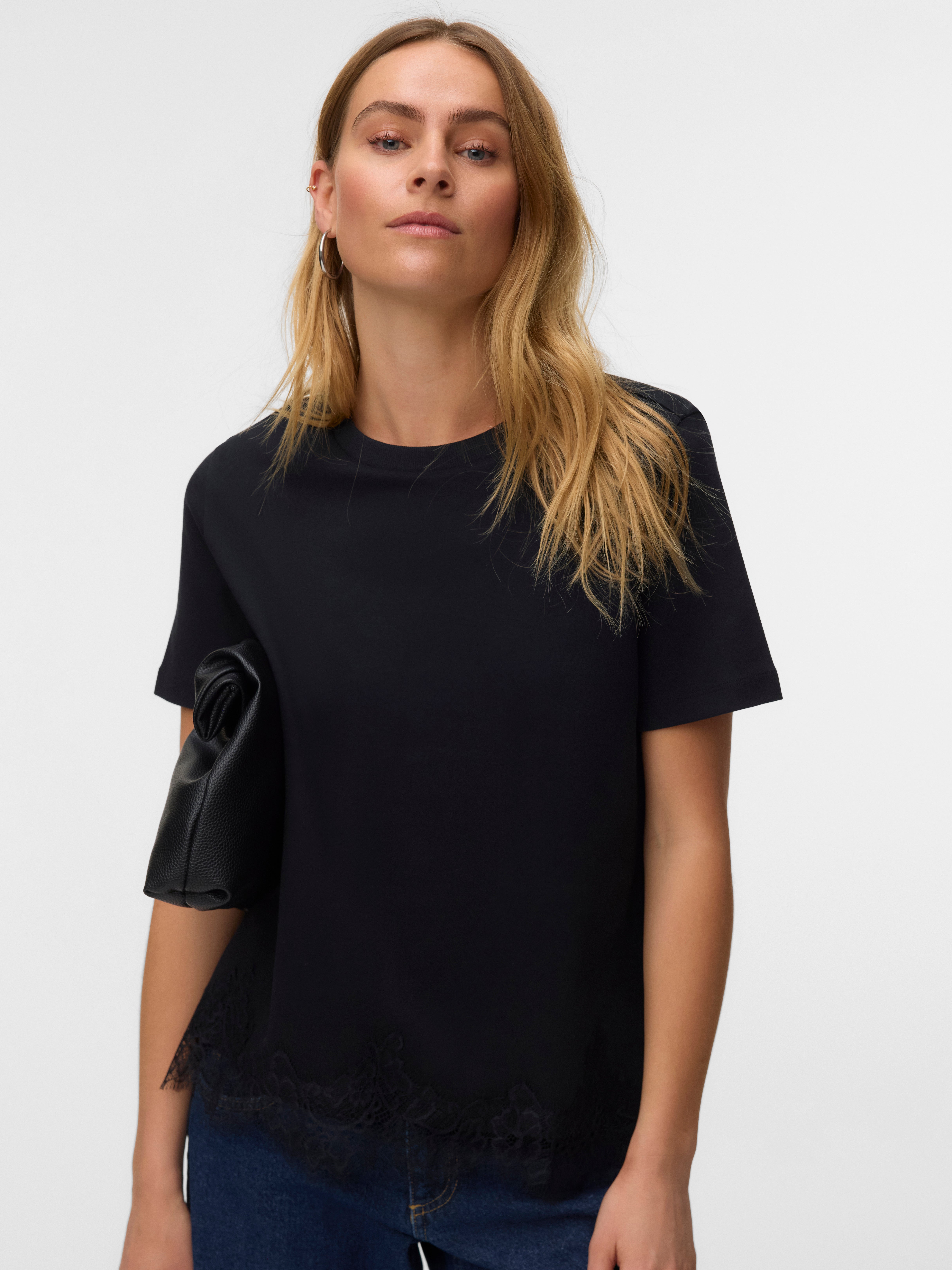 VMSARA T-shirts