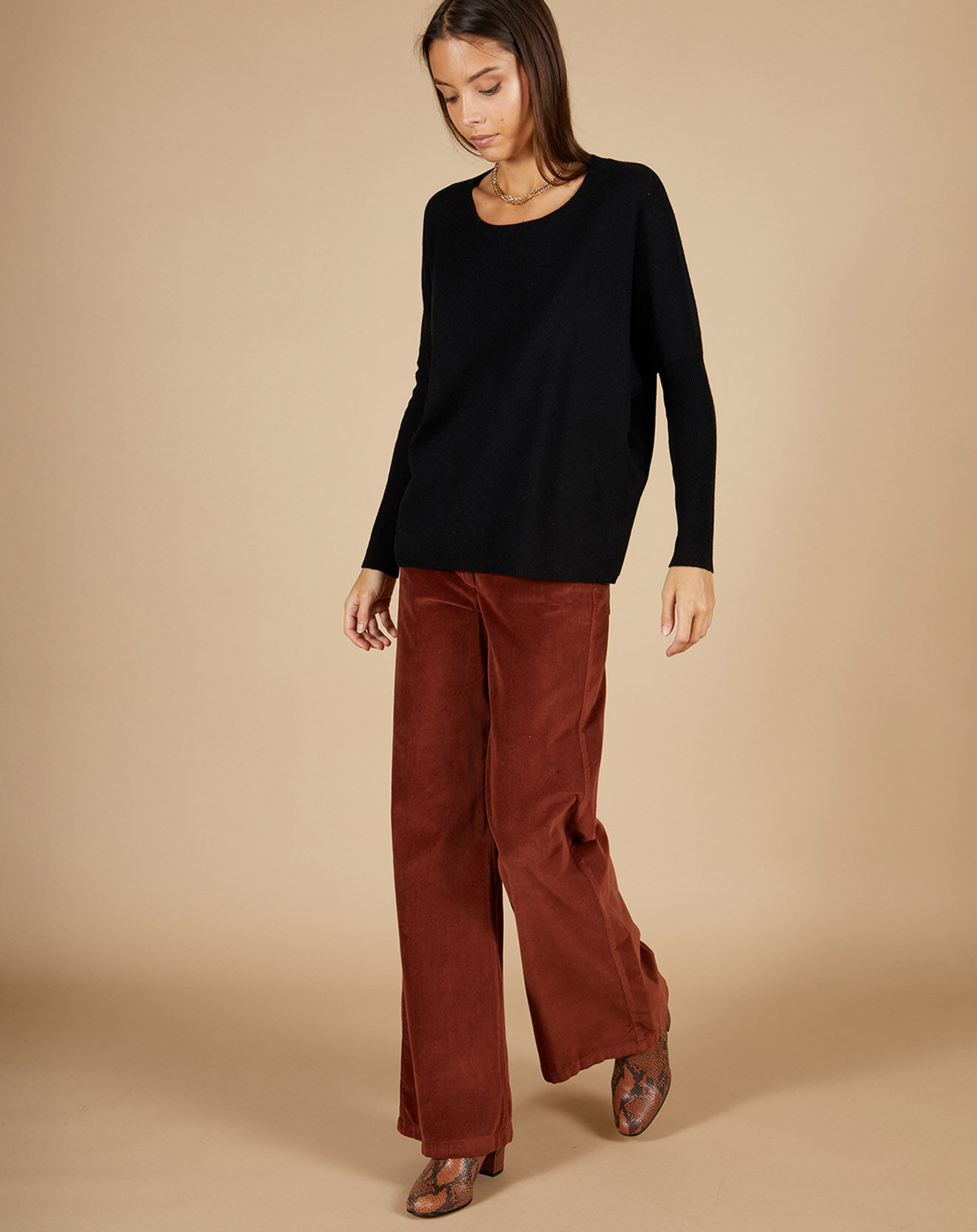 Cashmere Tribu Pull poncho 100% Cachemire Alizée col rond noir