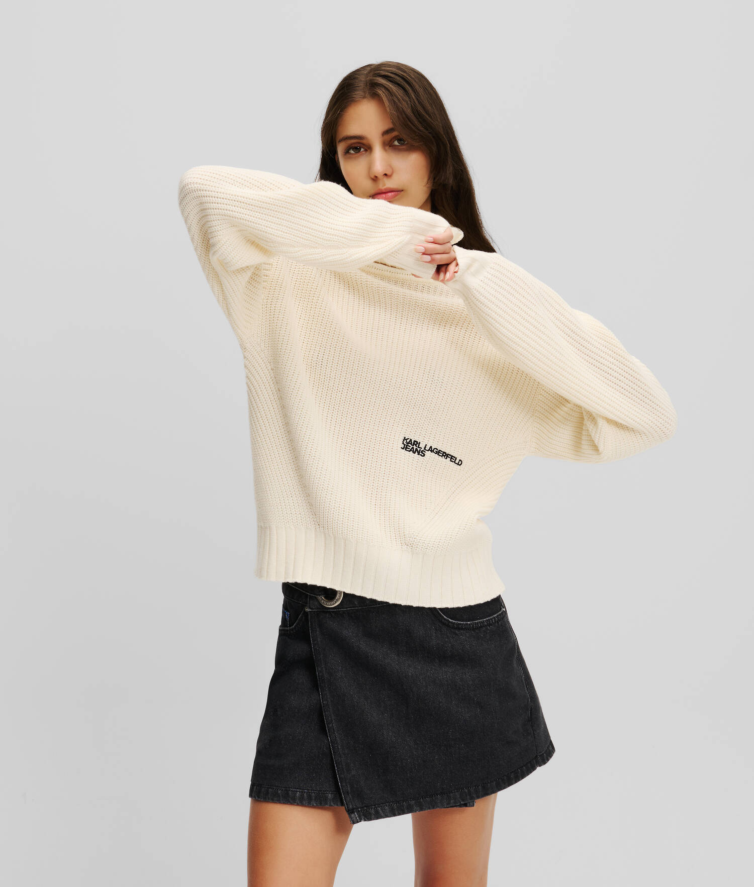 PULL À COL ROULÉ KLJ