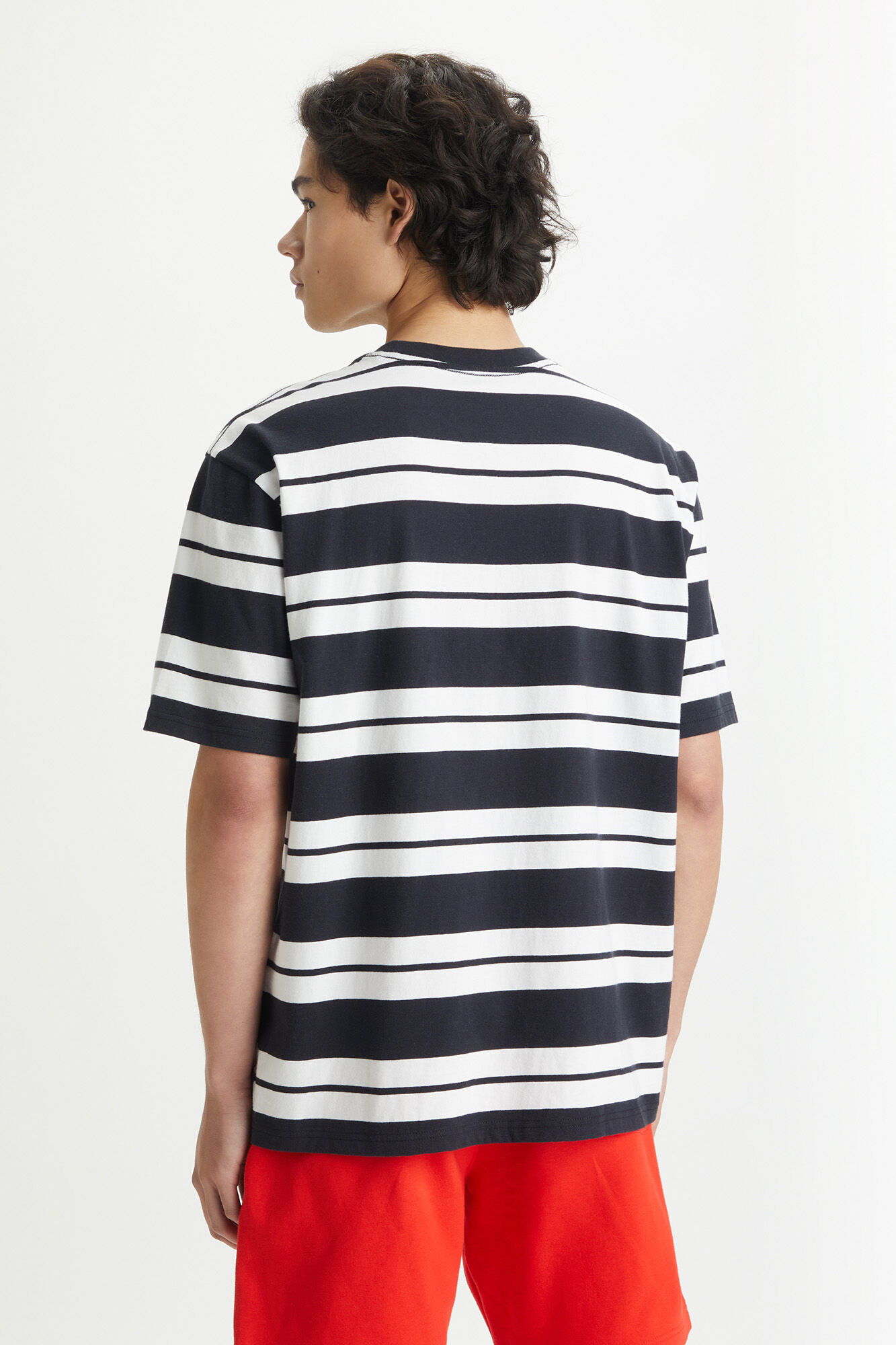 Camiseta Levis® - multicolorida