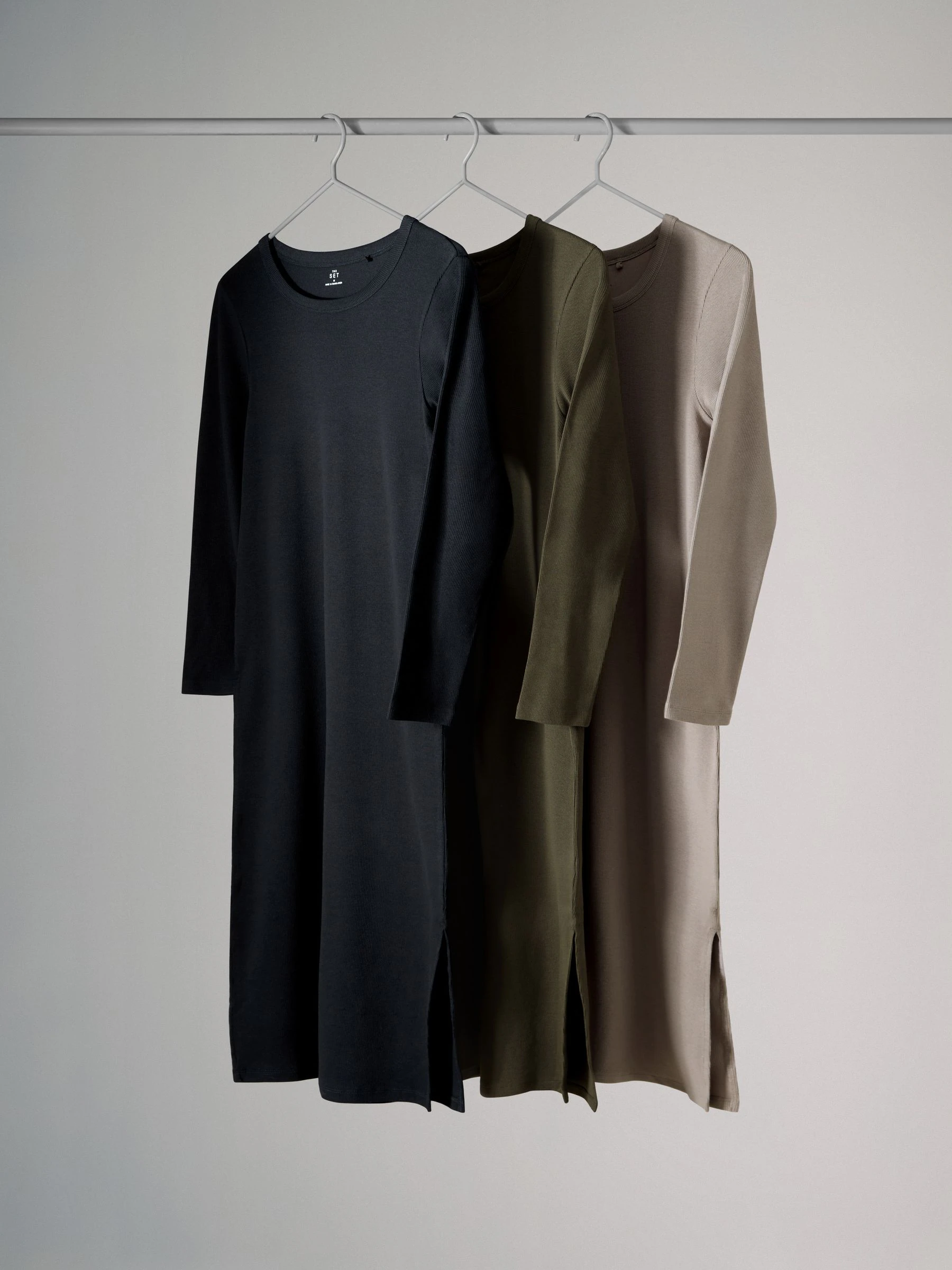 Zwart/Kaki/Naturel - The Set 3 Pack Ribbed Long Sleeve Midi Dresses