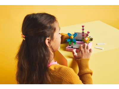LEGO Typemachine met bloemen (31169)